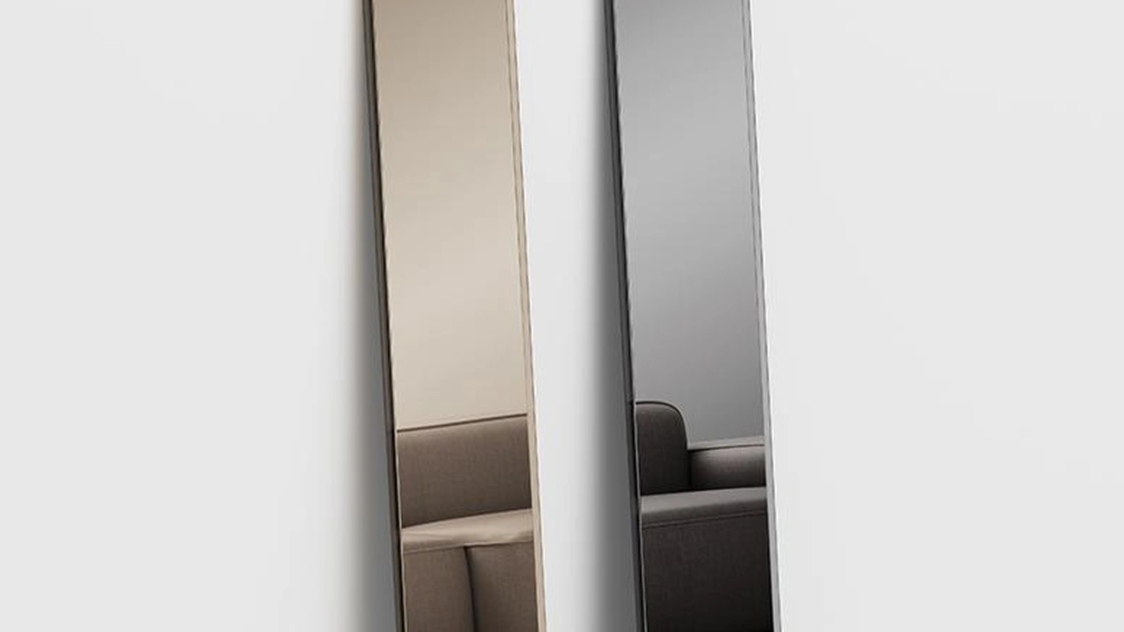 Specchiera da terra con cornice in vetro trasparente fumé o bronzo Hide di Pezzani