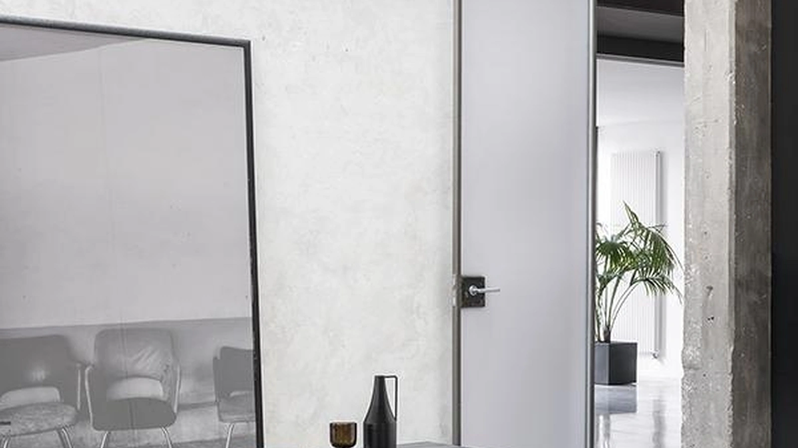 Tavolino contenitore in laminato e acciaio Liverpool di Pezzani