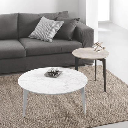 Tavolino rotondo Nordic con top in Marmo di Pezzani