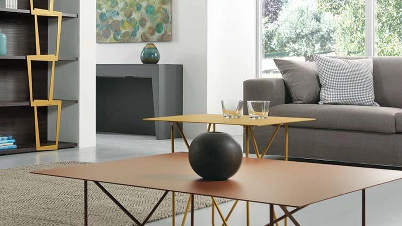 Tavolino rettangolare in acciaio verniciato Shape di Pezzani