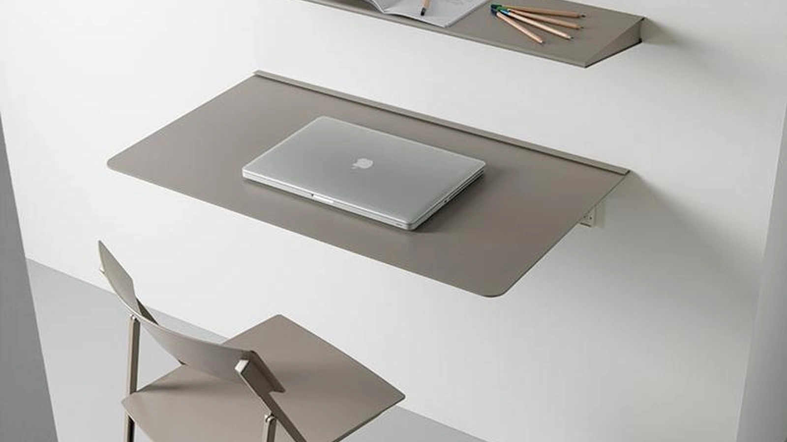 Scrittoio Plana di Pezzani