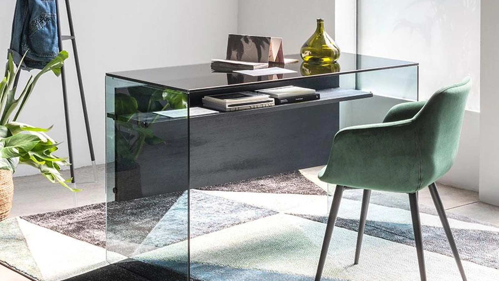 Scrittoio in vetro Scriba New di Pezzani