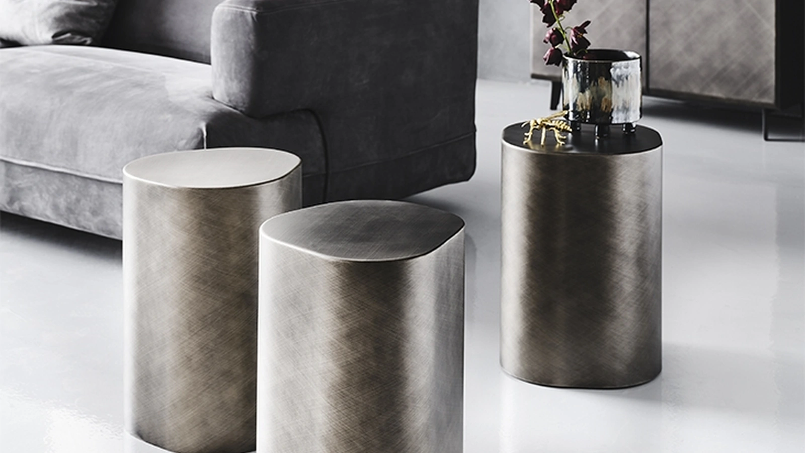 Tavolino con struttura in acciaio Pancho di Cattelan Italia