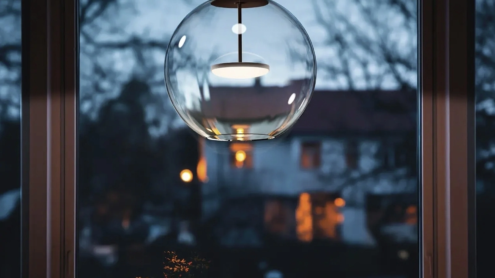 Lampada a sospensione Cristalbolla di Linea Light