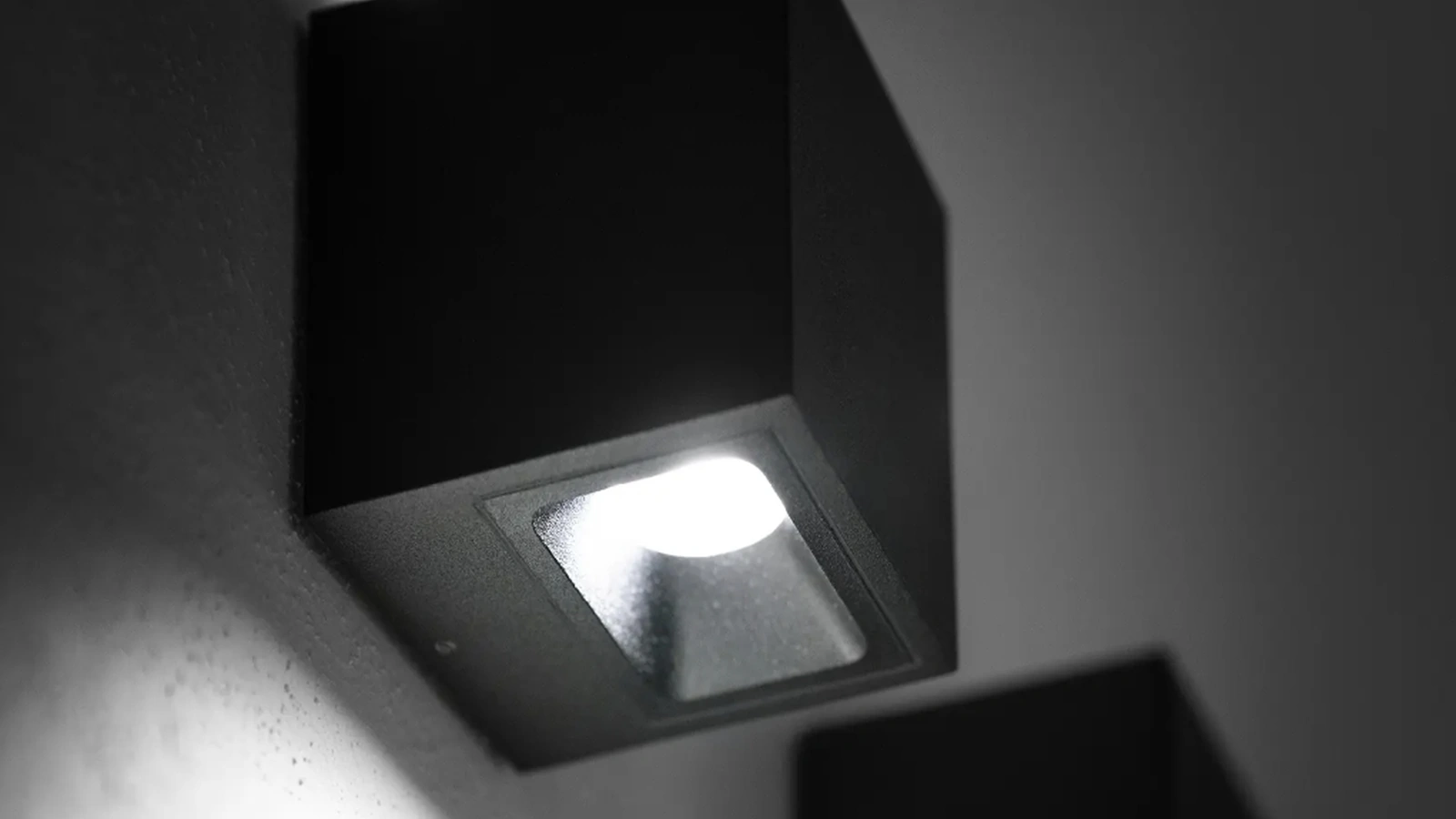 Lampada outdoor Cubit di Linea Light