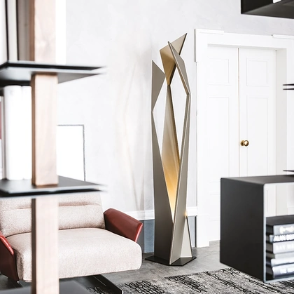 Lampada da terra in acciaio Thriller di Cattelan Italia
