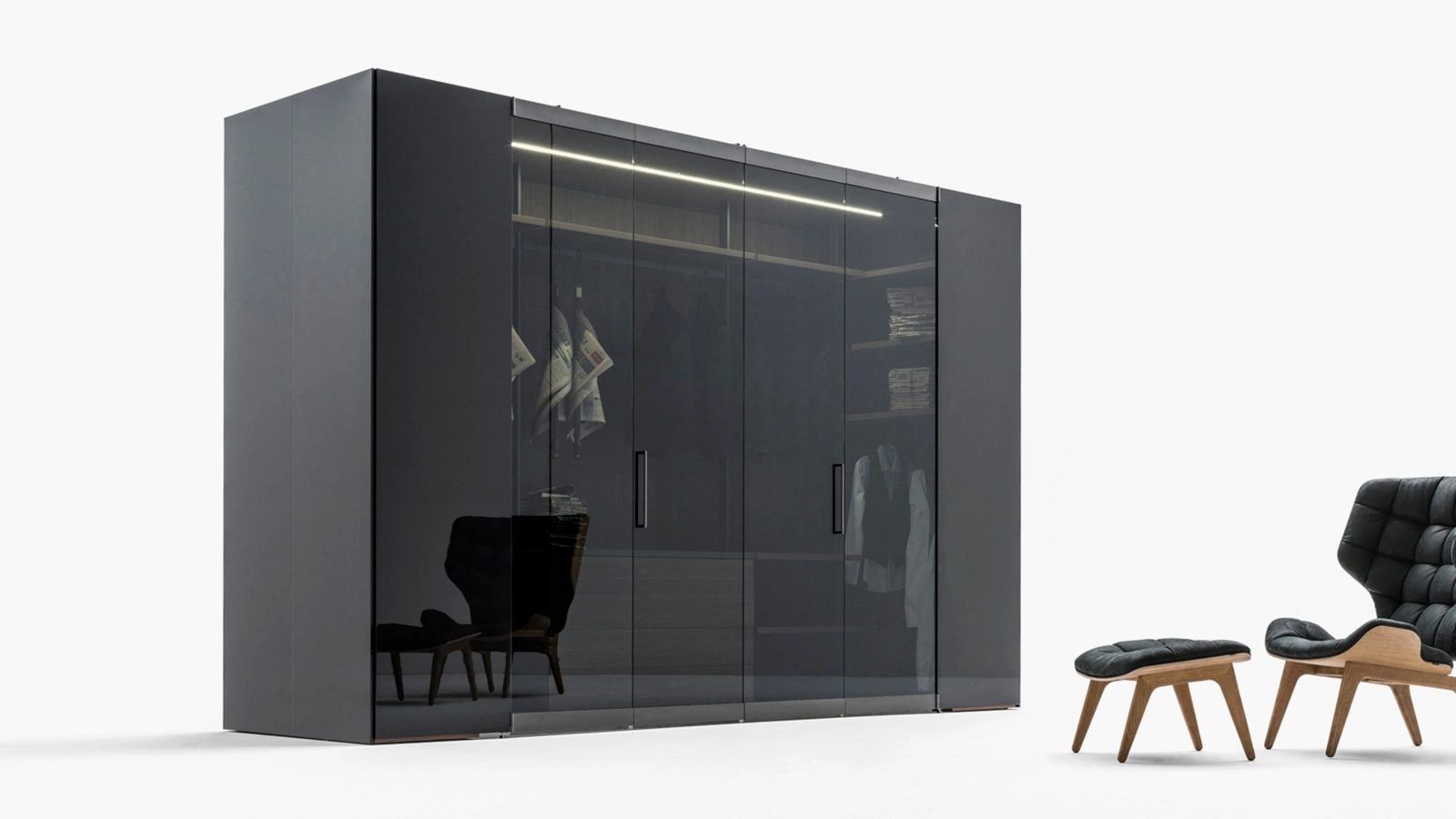 Cabina Armadio Freedhome compatta autoportante in vetro e laccato nero lucido Camerino Vetro di Caccaro