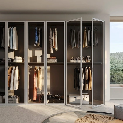 Armadio con ante battenti in vetro Golf W12 di Colombini Casa