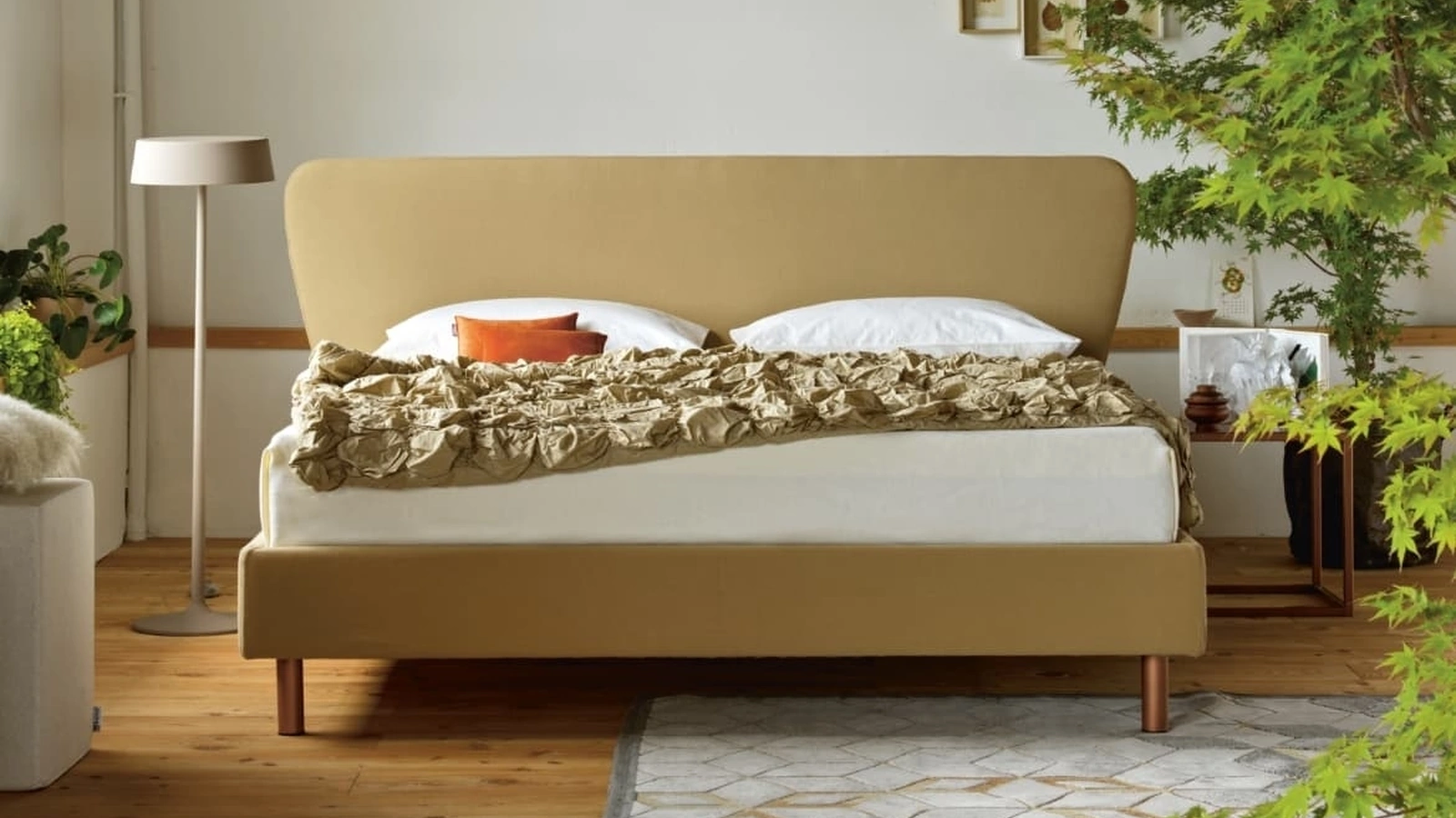 Letto Simplicity More M04  in tessuto imbottito di Dorsal