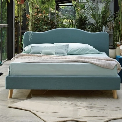 Letto Simplicity More M05 con testiera sagomata di Dorsal