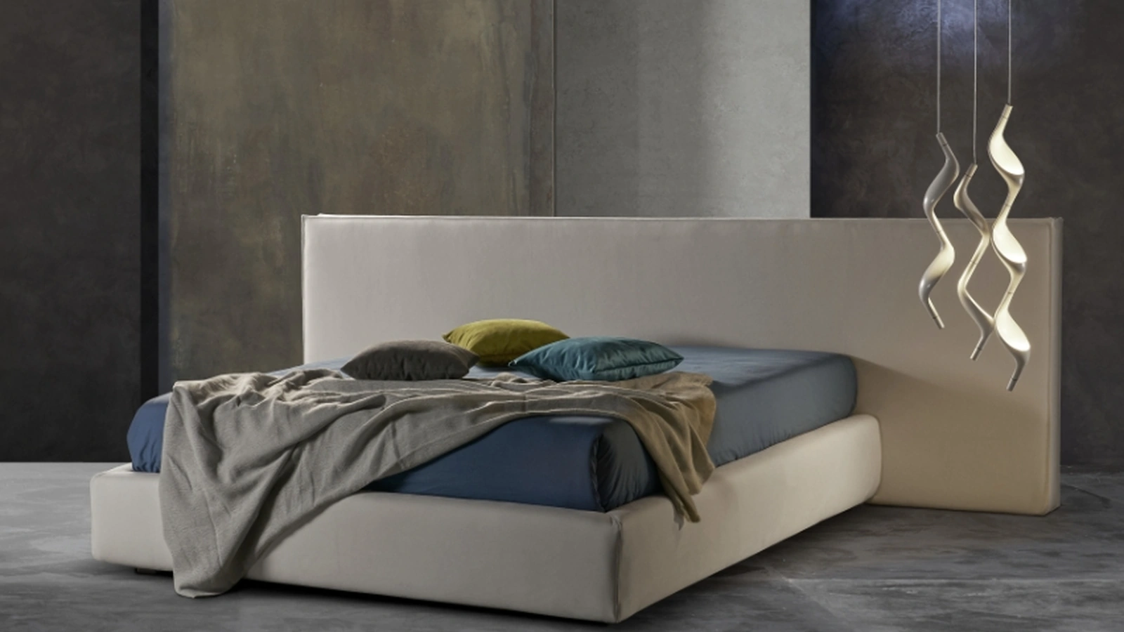 Letto semplice ed elegante con contenitore Milo Ring 28 di Excò