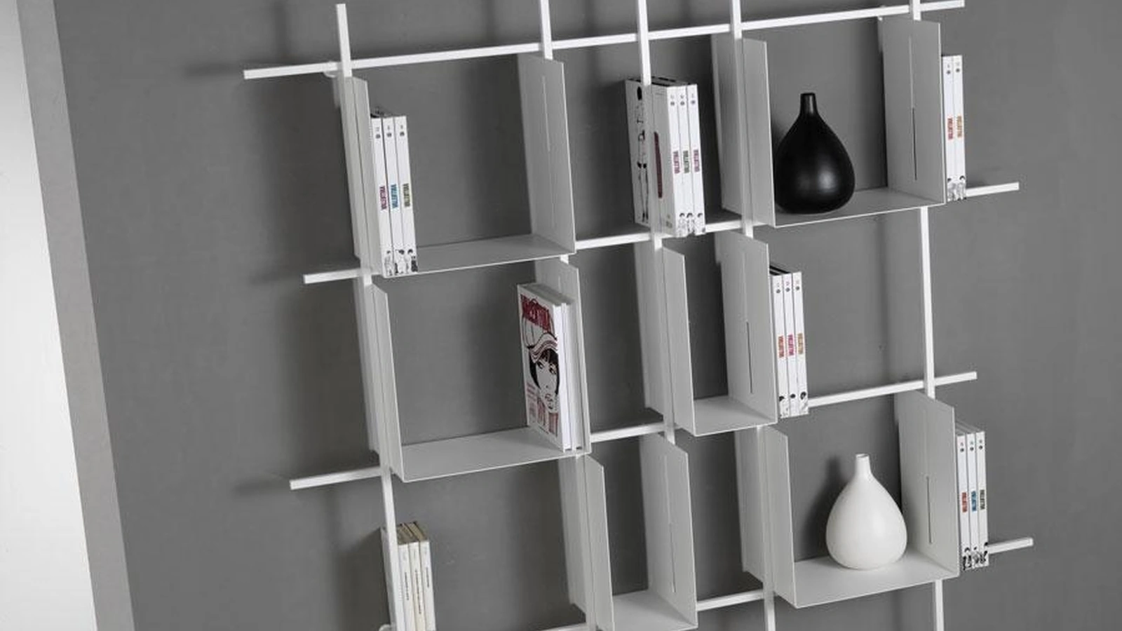 Libreria sospesa Libra di Pezzani