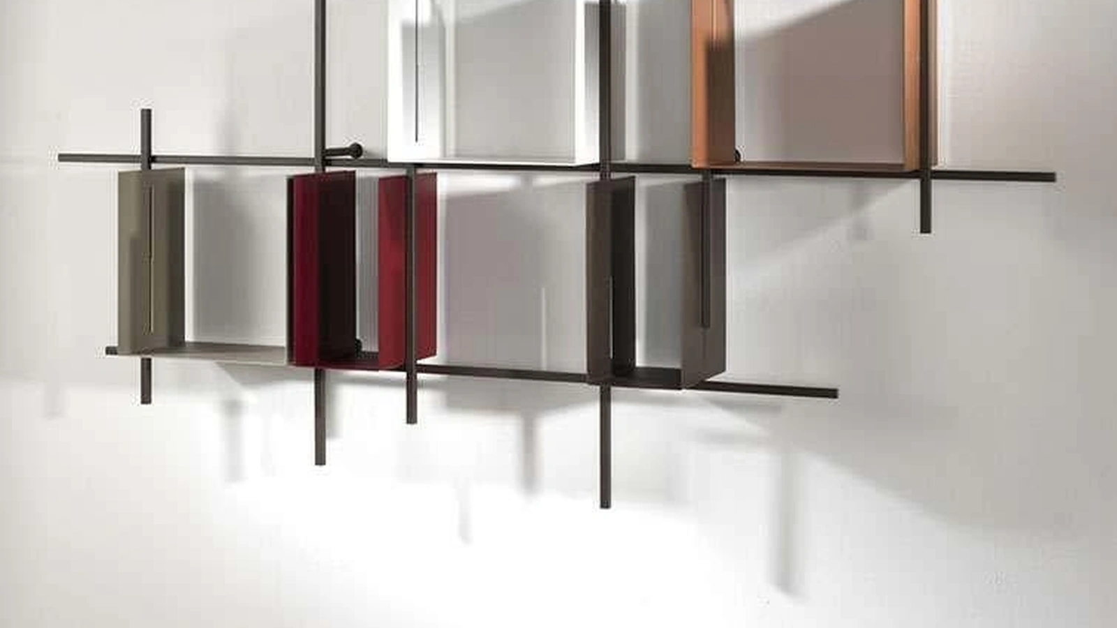 Libreria sospesa Libra di Pezzani