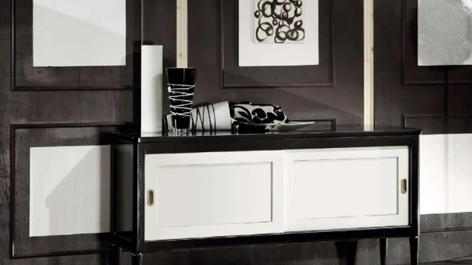 Madia Anni 50 in legno laccato di Fratelli Mirandola