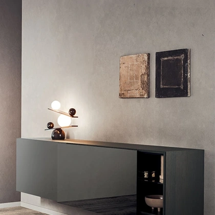 Madia sospesa People in laccato lucido Fango di Pianca