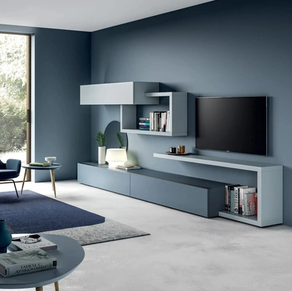 Parete Attrezzata Line Up 20 con base a terra in laccato opaco pioggia, mensole e pensili in laccato opaco ghiaccio di Dielle Modus