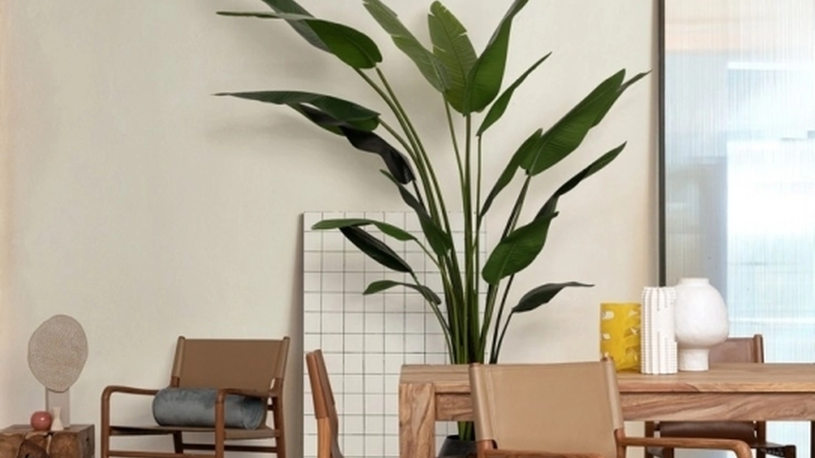 Poltroncina in pelle e teak Caroline di Bizzotto