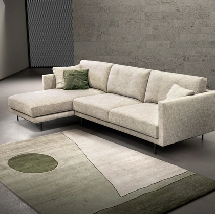 Divano con penisola Aston di Rizzetto