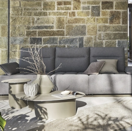 Divano lineare Equipe di Calligaris