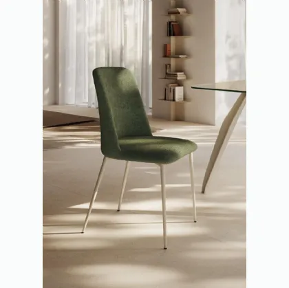 Sedia imbottita Agape di Pezzani