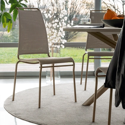 Sedia Air High di Connubia