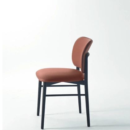 Sedia Alice in tessuto imbottito di Sangiacomo