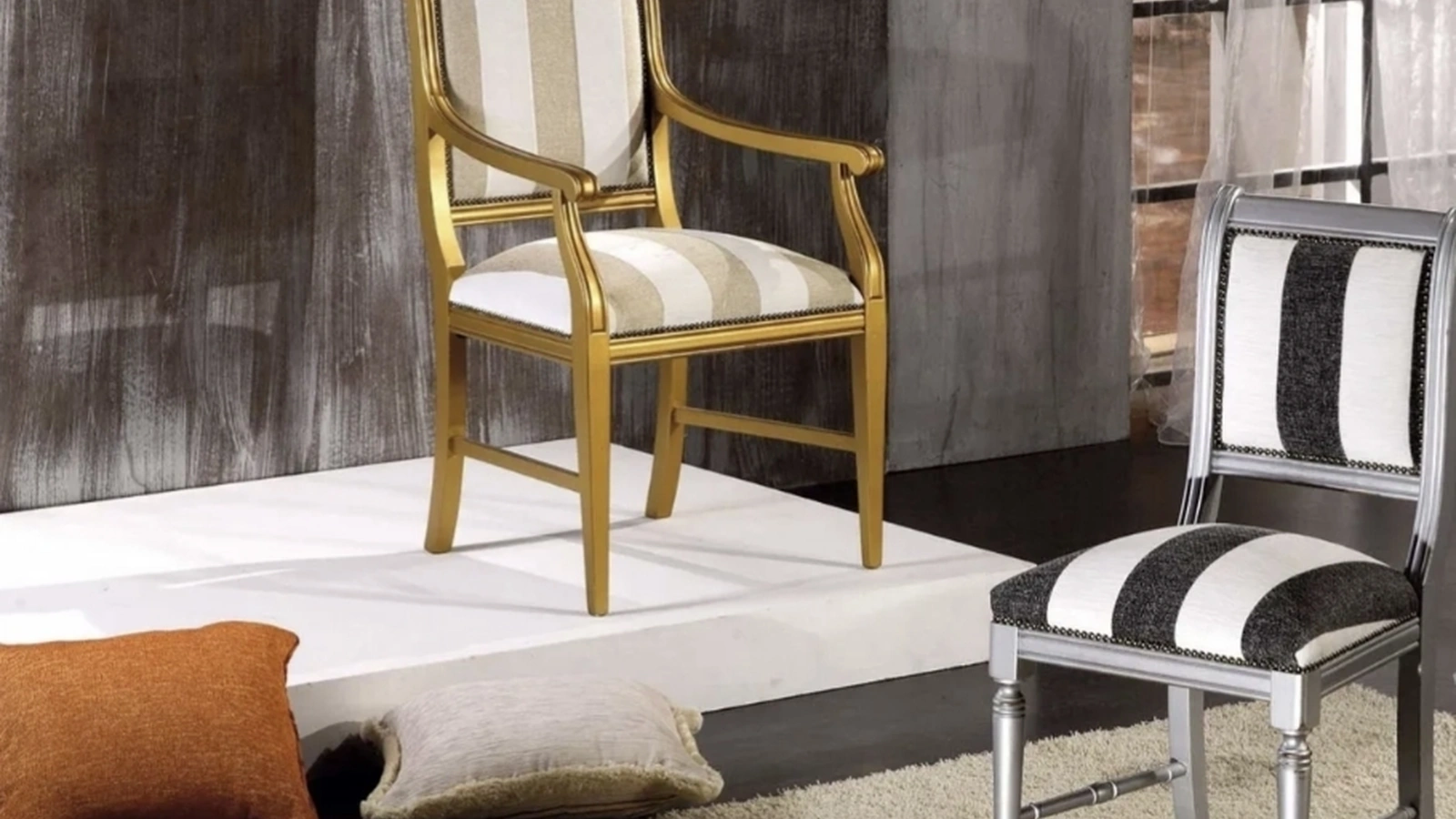 Sedia Classico 699 e 700 di Fratelli Mirandola