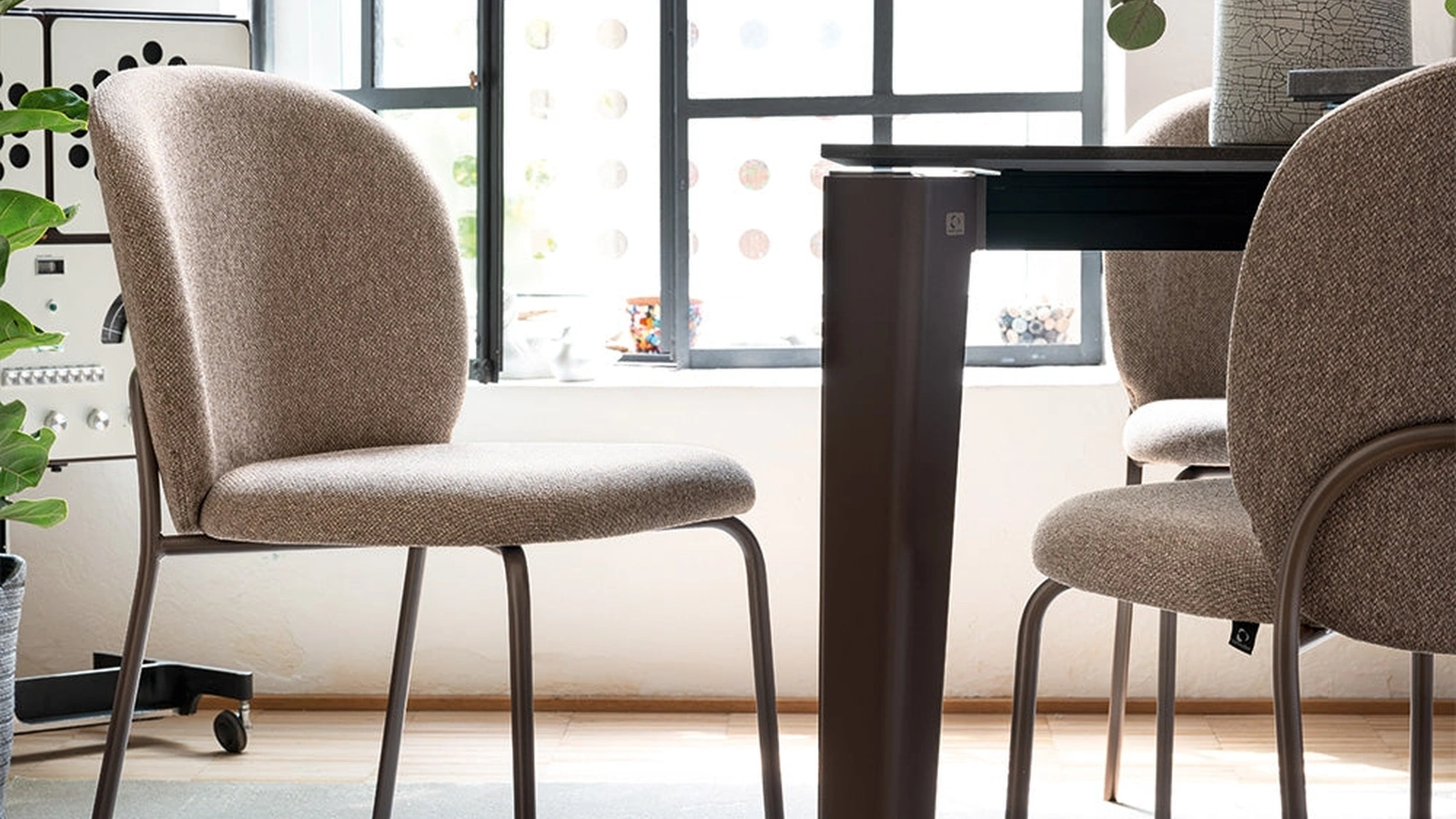 Sedia Cozy Mid di Connubia