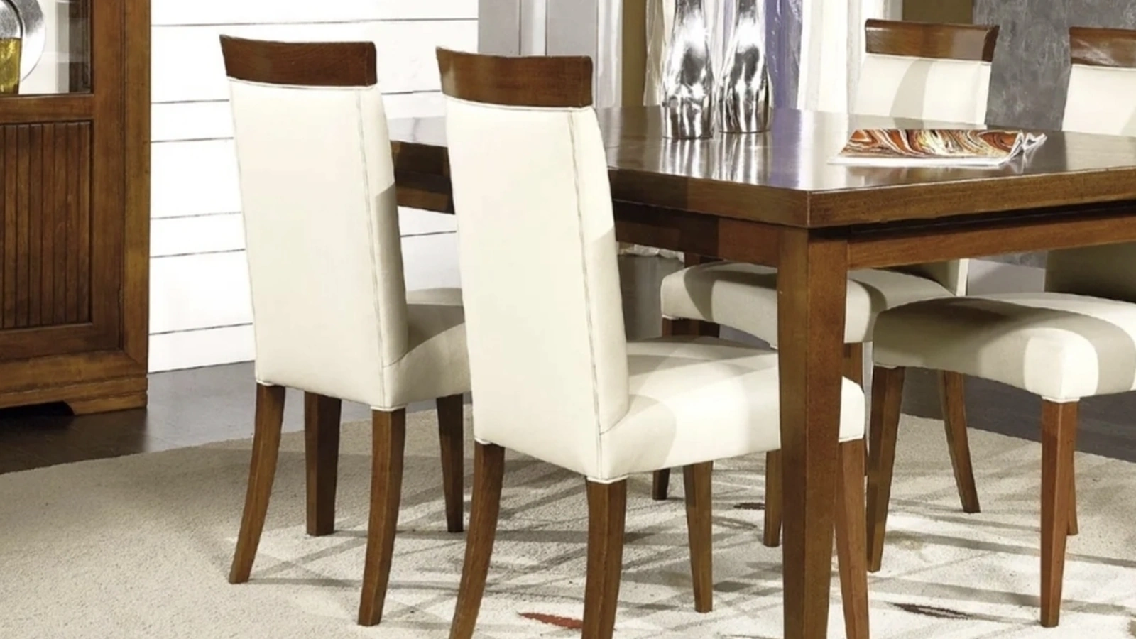 Sedia Il Moderno 2521 rivestita in ecopelle di Fratelli Mirandola