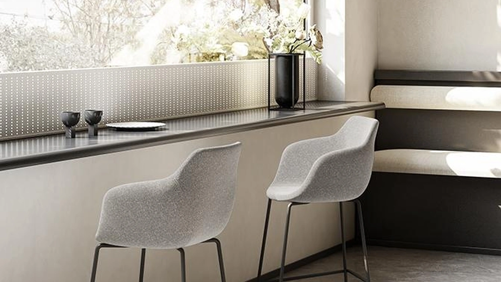 Sgabello in tessuto Medea di Pezzani