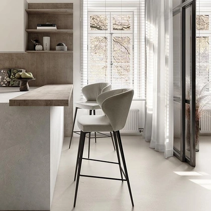 Sgabello in tessuto Minerva di Pezzani