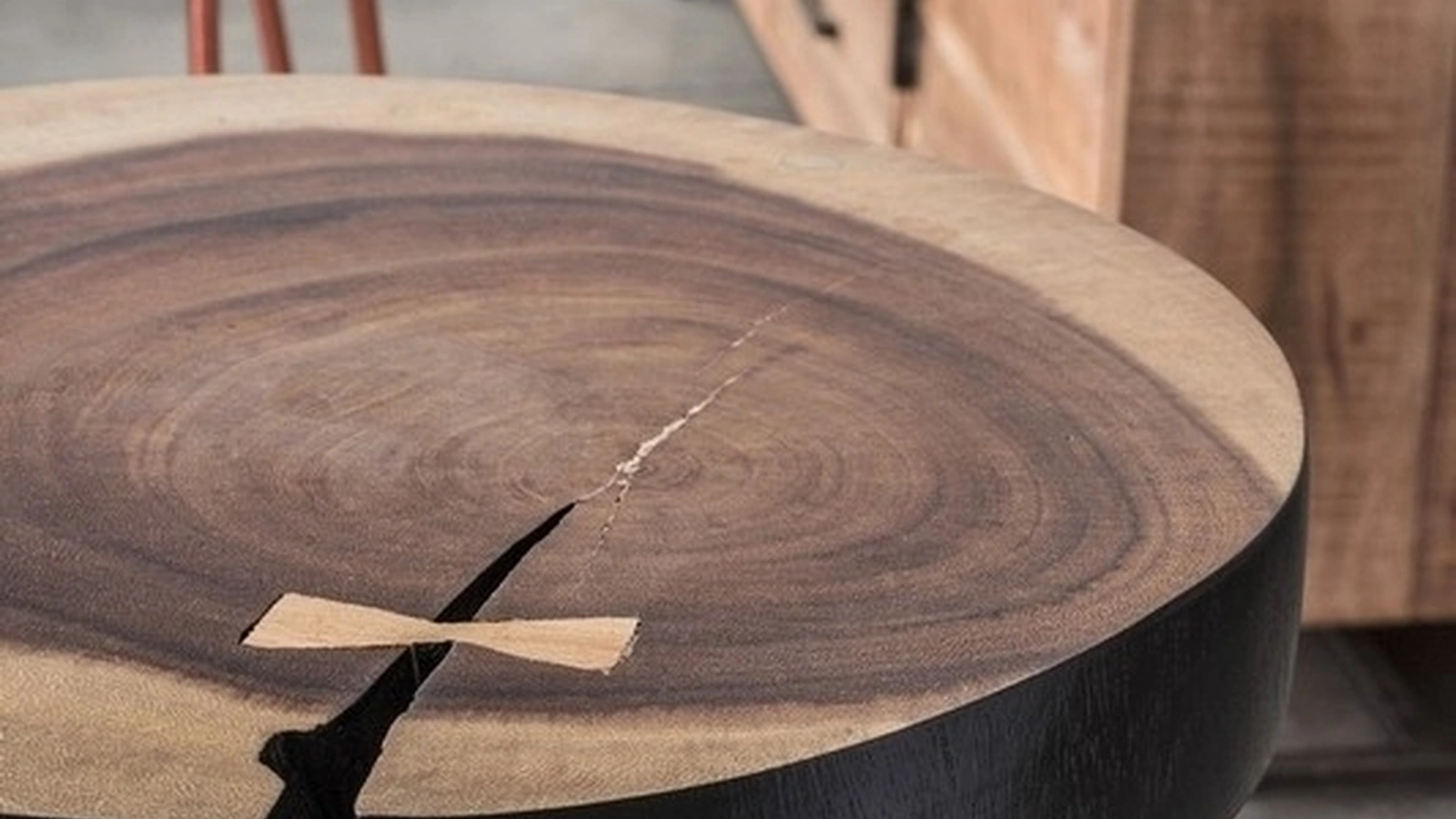 Sgabello in legno e acciaio Rakel di Bizzotto