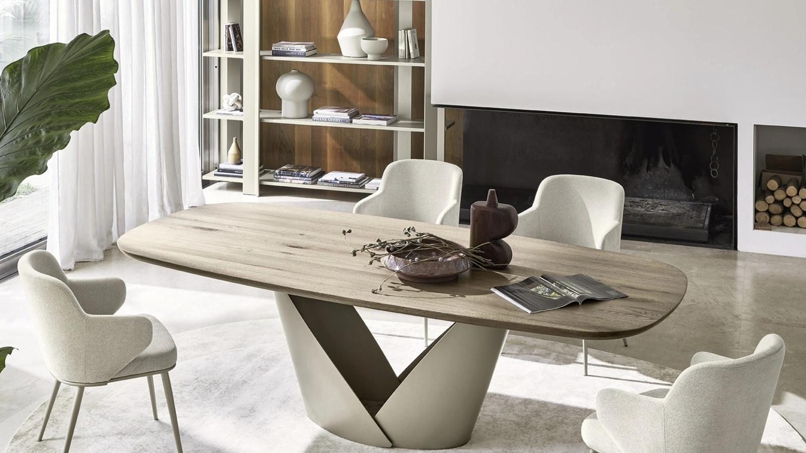 Tavolo Calla con piano in legno di Calligaris