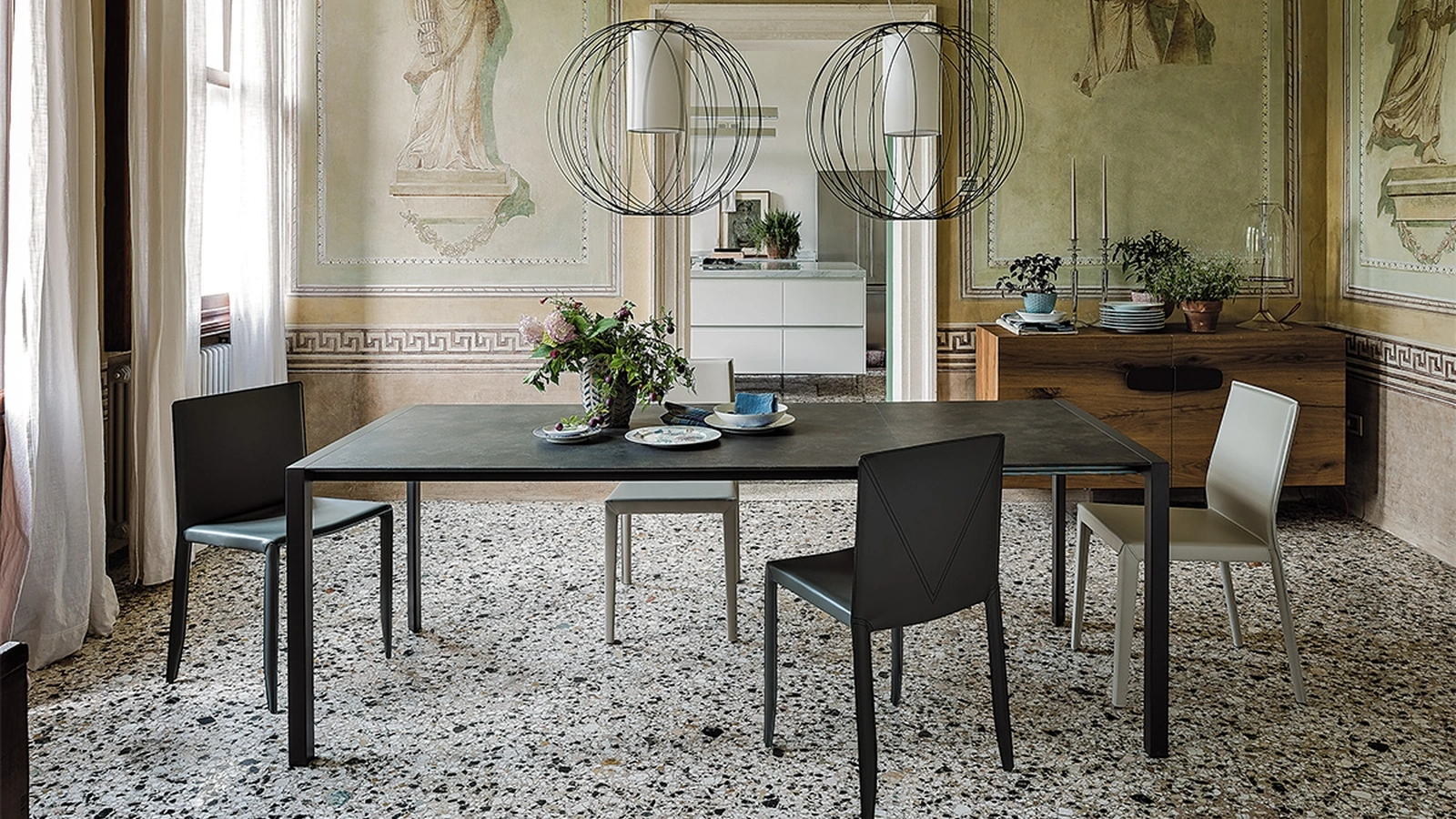 Tavolo allungabile con struttura in acciaio e piano in laminato Pedro Drive di Cattelan Italia