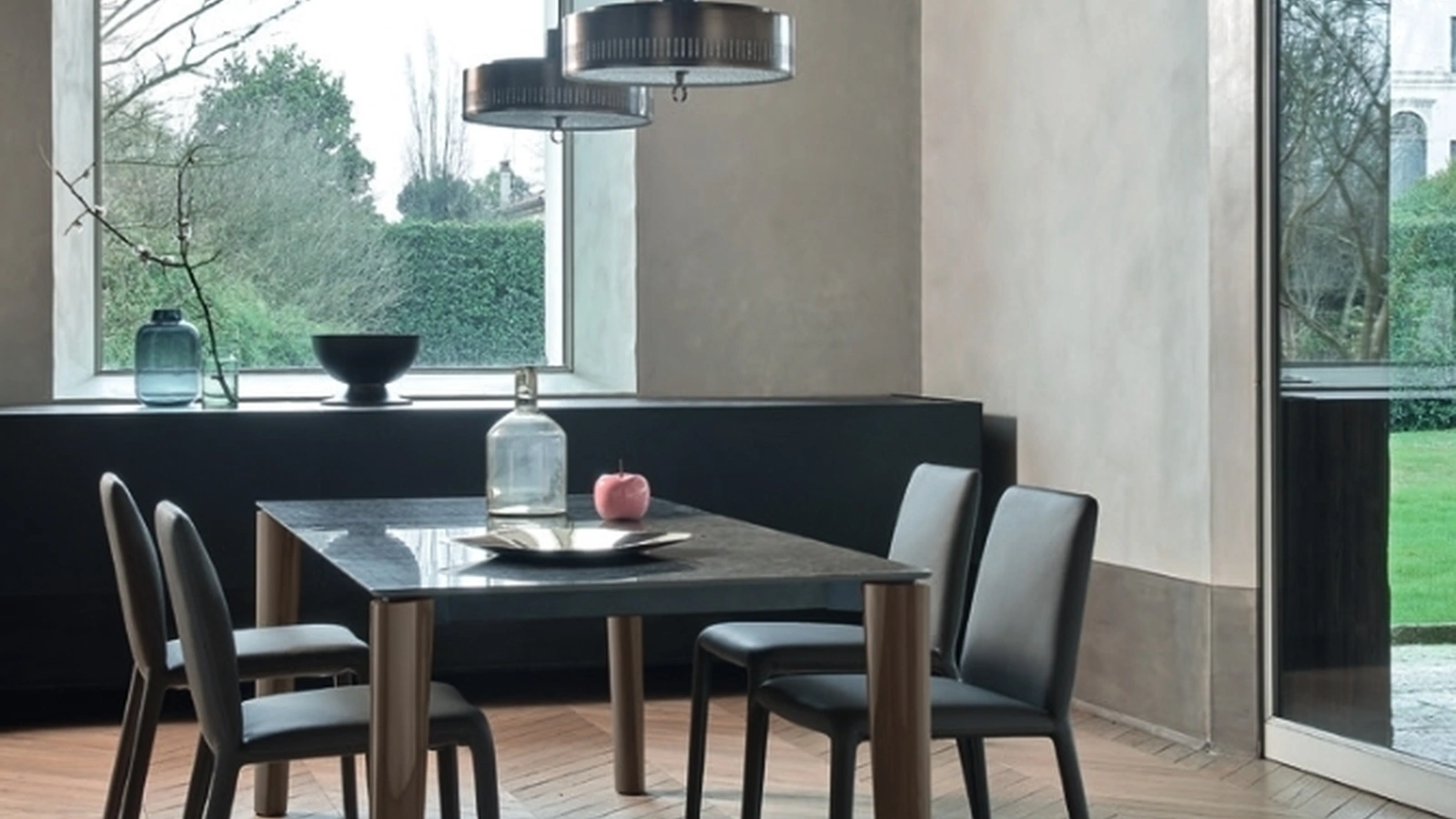 Tavolo Desco in Ceramica Nero Greco di Sangiacomo