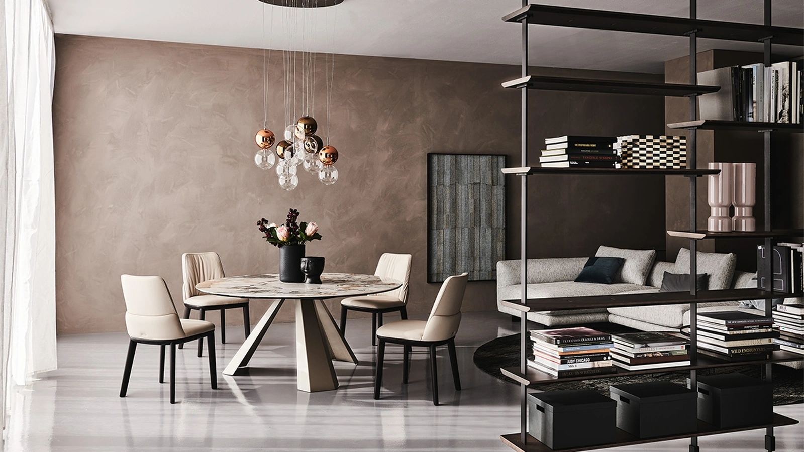 Tavolo rotondo con base a 3 gambe in acciaio e piano in ceramica Eliot Keramik Round di Cattelan Italia