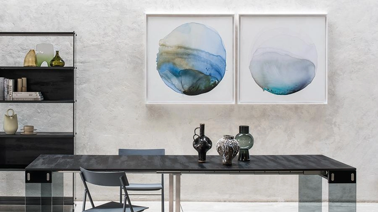 Tavolo Consolle allungabile con top e allunghe in laminato ecologico e gambe in vetro temperato City di Pezzani