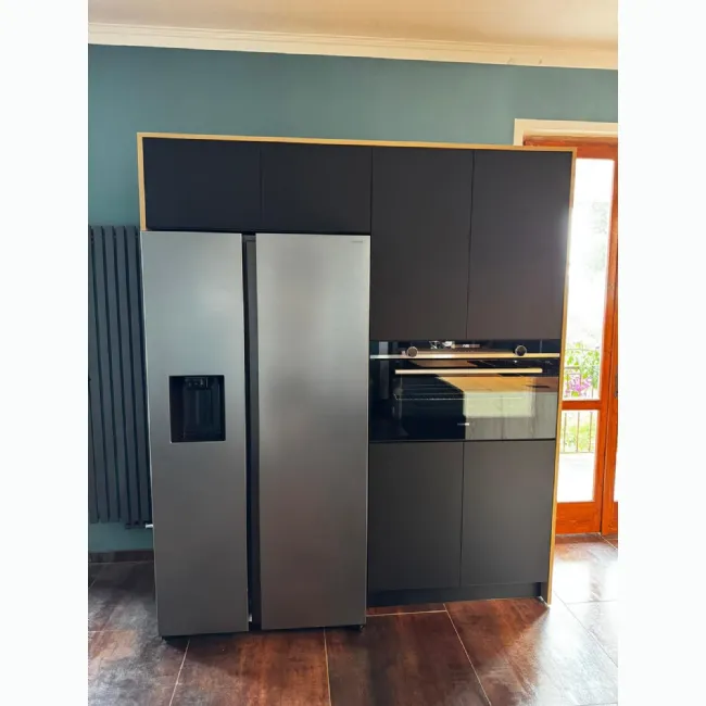  Progetto cucina nera a Gargnano