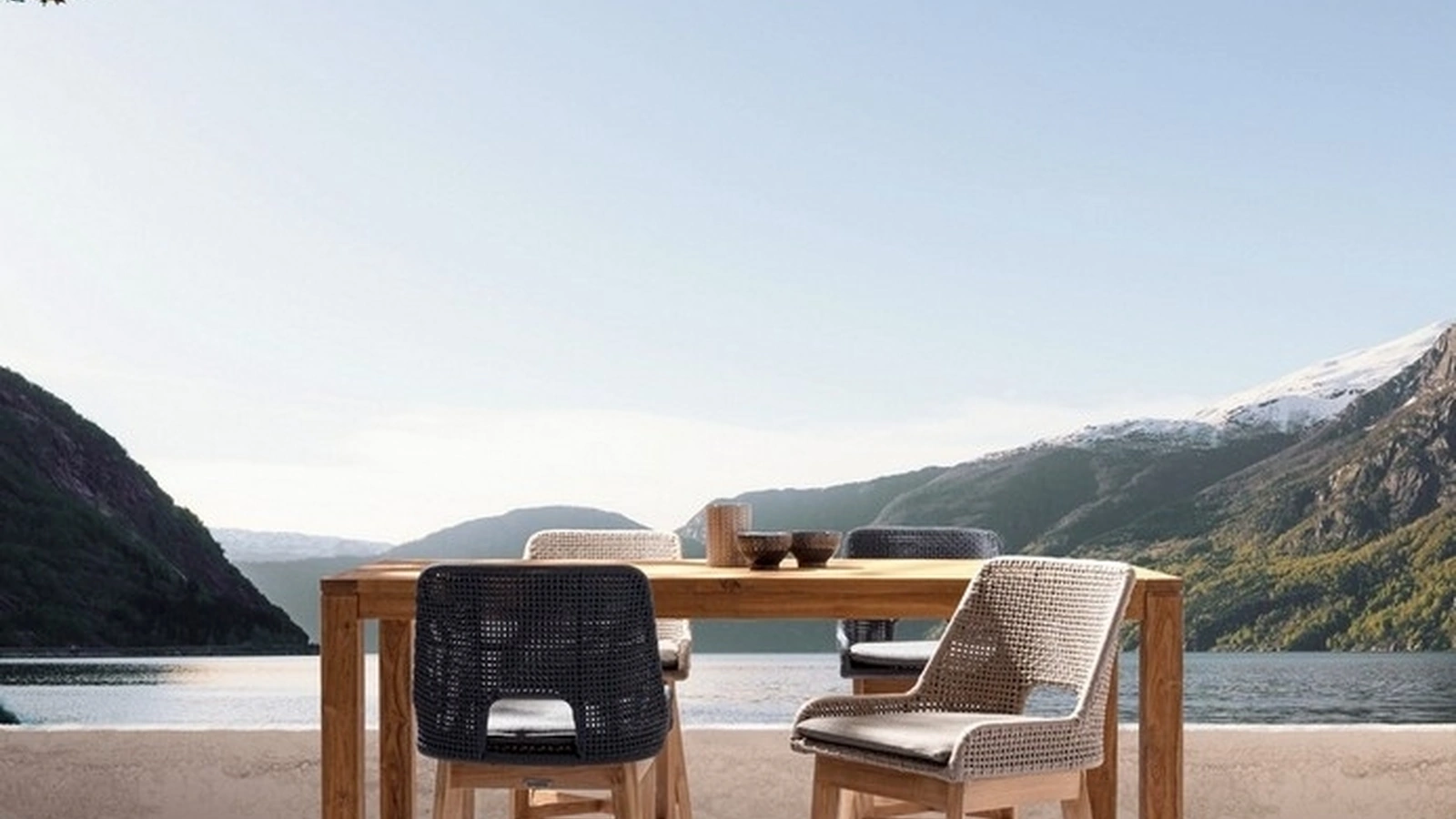 Tavolo Maricruz in teak riciclato di Bizzotto