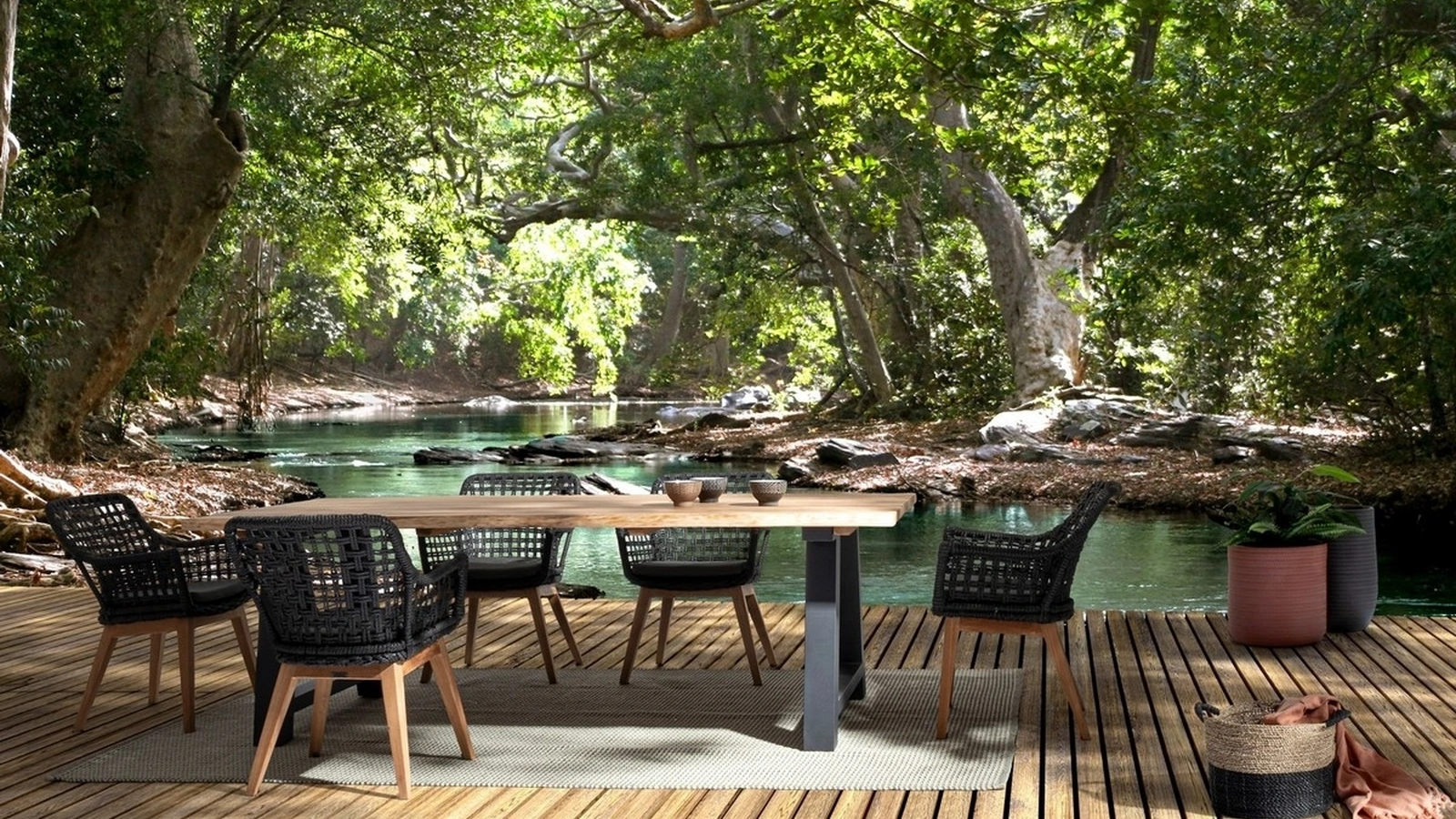 Tavolo in Teak riciclato e alluminio Rolland di Bizzotto