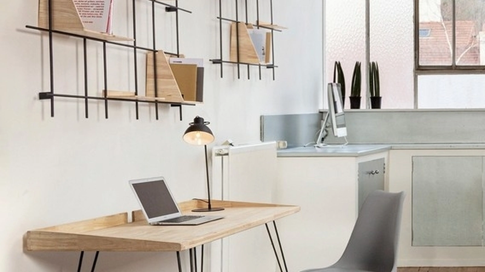 Scrivania operativa in legno District di Bizzotto