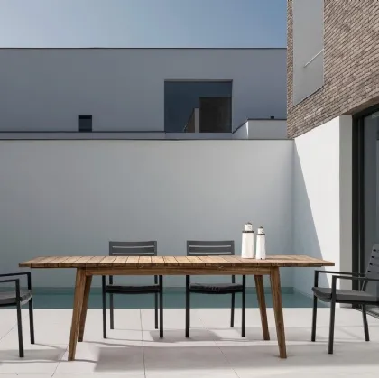 Arredo da esterno Miravet in tessuto e alluminio di Bizzotto